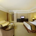 Pacific Regency Hotel Suites