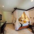 Legian Beach Hotel