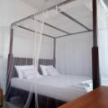 Happy Bay Guest House And Restaurant