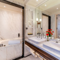 Caravelle Hotel