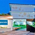 White Pearl Suites