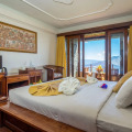Lakeview Hotel & Restaurant