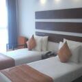Avenra Beach Hikkaduwa