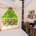 Mango House