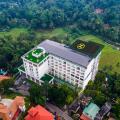 The Golden Crown Hotel