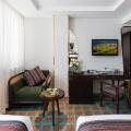 Au Lac Legend Hotel
