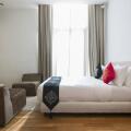 Golden Triangle Suites By Mondo