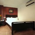 Crossroads Hotel