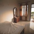 Happy Bay Guest House And Restaurant