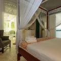 Royce Boutique Hotel