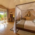 Komandoo Island Resort
