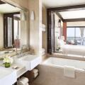 The Ritz-Carlton Abu Dhabi, Grand Canal