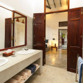 Apa Villa