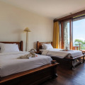 Lakeview Hotel & Restaurant