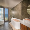 Golden Lotus Luxury Hotel Danang