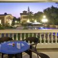 De Mandarin Beach Resort Suites & Villas