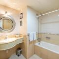 Crystal Plaza Hotel
