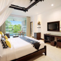 Legian Beach Hotel