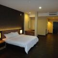 Waterfront Boutique Hotel