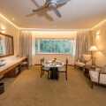 Earl's Regent Hotel
