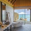 Emerald Faarufushi Resort & Spa