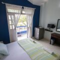 Veeniola Holiday Home