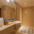 Fourteen Roses Boutique Hotel Legian
