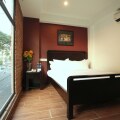 Crossroads Hotel