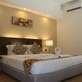 Eagle Bay Hotel