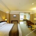 Pacific Regency Hotel Suites