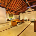 R Degree Hotel