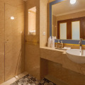 Fourteen Roses Boutique Hotel Legian