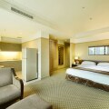 Pacific Regency Hotel Suites