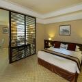 Pacific Regency Hotel Suites