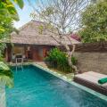 Legian Beach Hotel