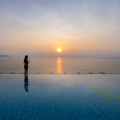 Maximilan Danang Beach Hotel