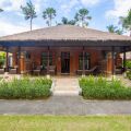 Legian Beach Hotel