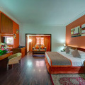 Ascot Hotel