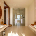 Furaveri Island Resort & Spa
