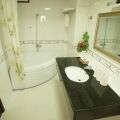 Au Lac Legend Hotel