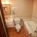 Au Lac Legend Hotel