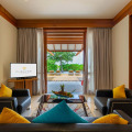 Furaveri Island Resort & Spa
