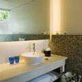 Holiday Inn Resort Kandooma Maldives