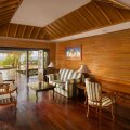Royal Island Resort & Spa