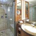 Nusa Dua Beach Hotel & Spa, Bali