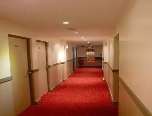 Photo - Hotel des Bains à 10 min de Paris