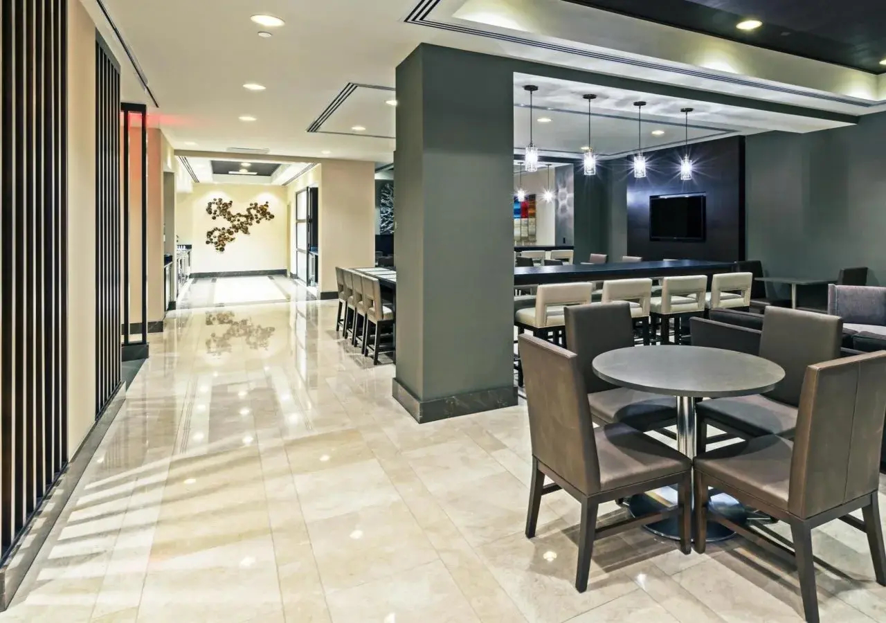 Photo - Capital Hilton