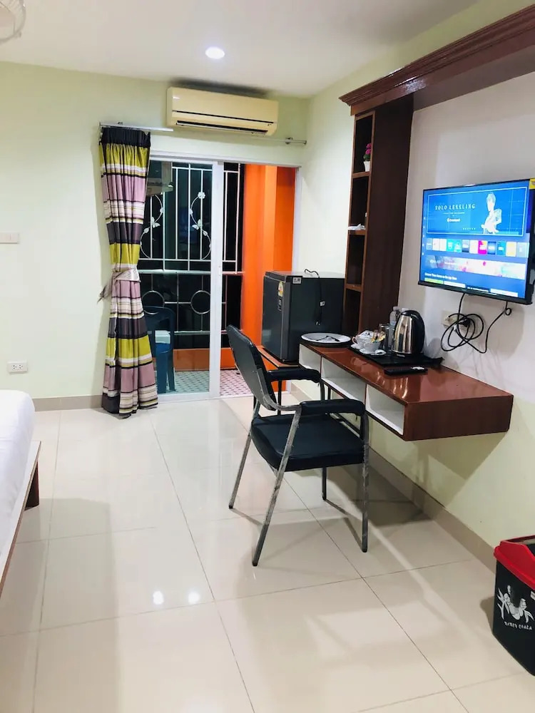 Photo - Royal Star Suites pattaya