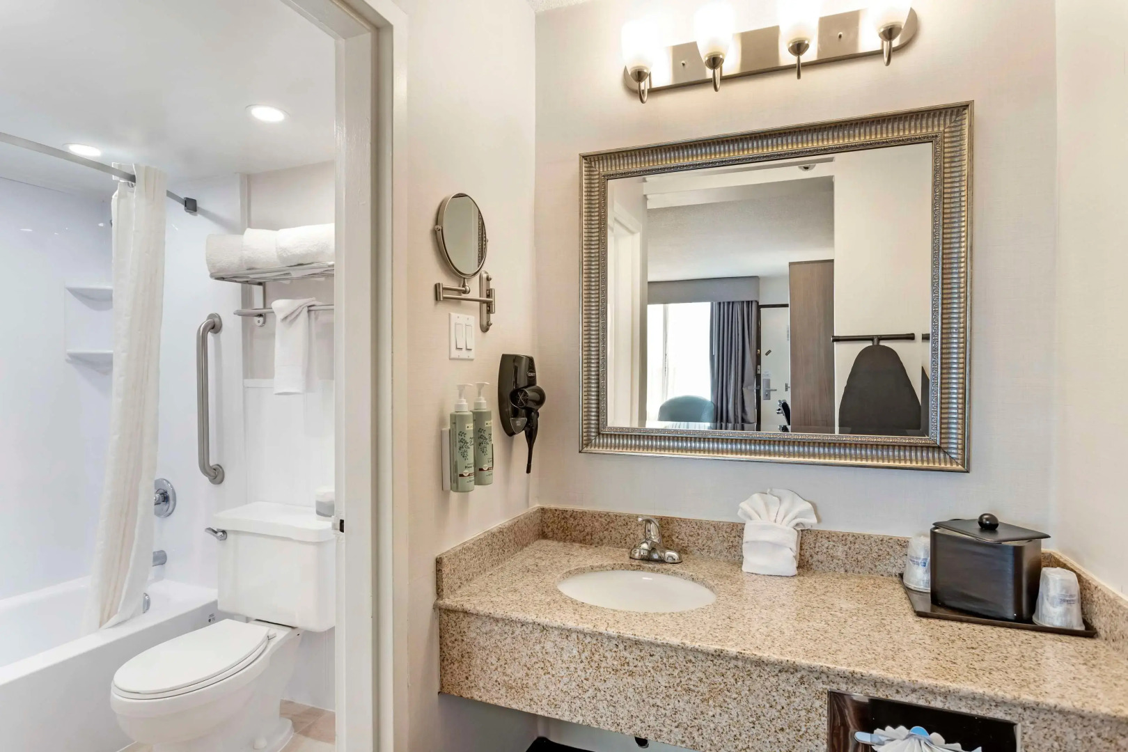 Photo - Best Western Mill River Manor