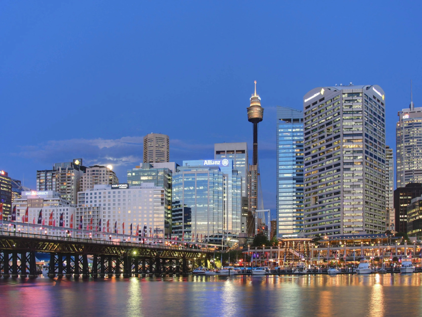 Foto - Rydges World Square